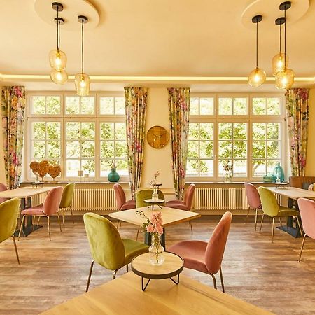 Rochter Landhotel Цельтинген-Рахтиг Экстерьер фото