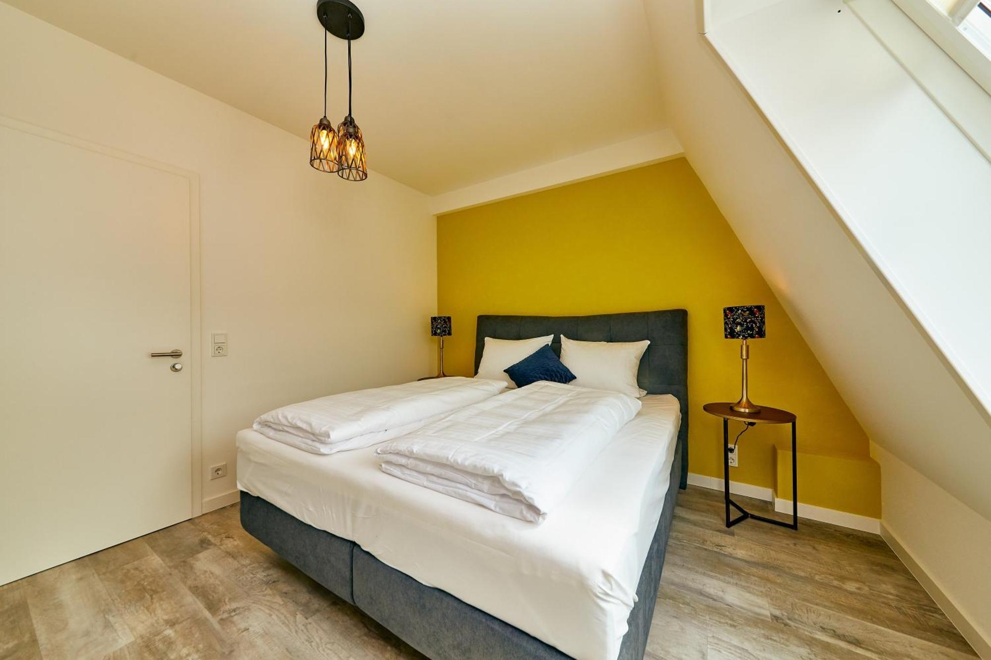 Rochter Landhotel Цельтинген-Рахтиг Экстерьер фото